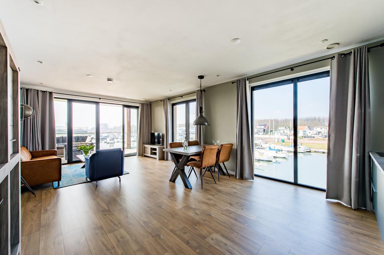Voor 4 Personen Aan D'ouwe Haven In Apartment Kamperland